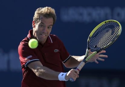 Richard Gasquet returns to David Ferrer during their US Open quarterfinal on Wednesday.