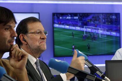 Prime Minister Mariano Rajoy commenting on a Champions League game.