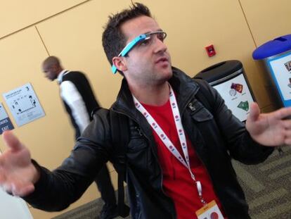 Organizando la cola con Google Glass.