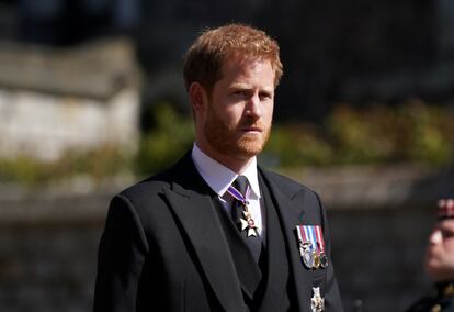 Enrique de Inglaterra, en el funeral por su abuelo.