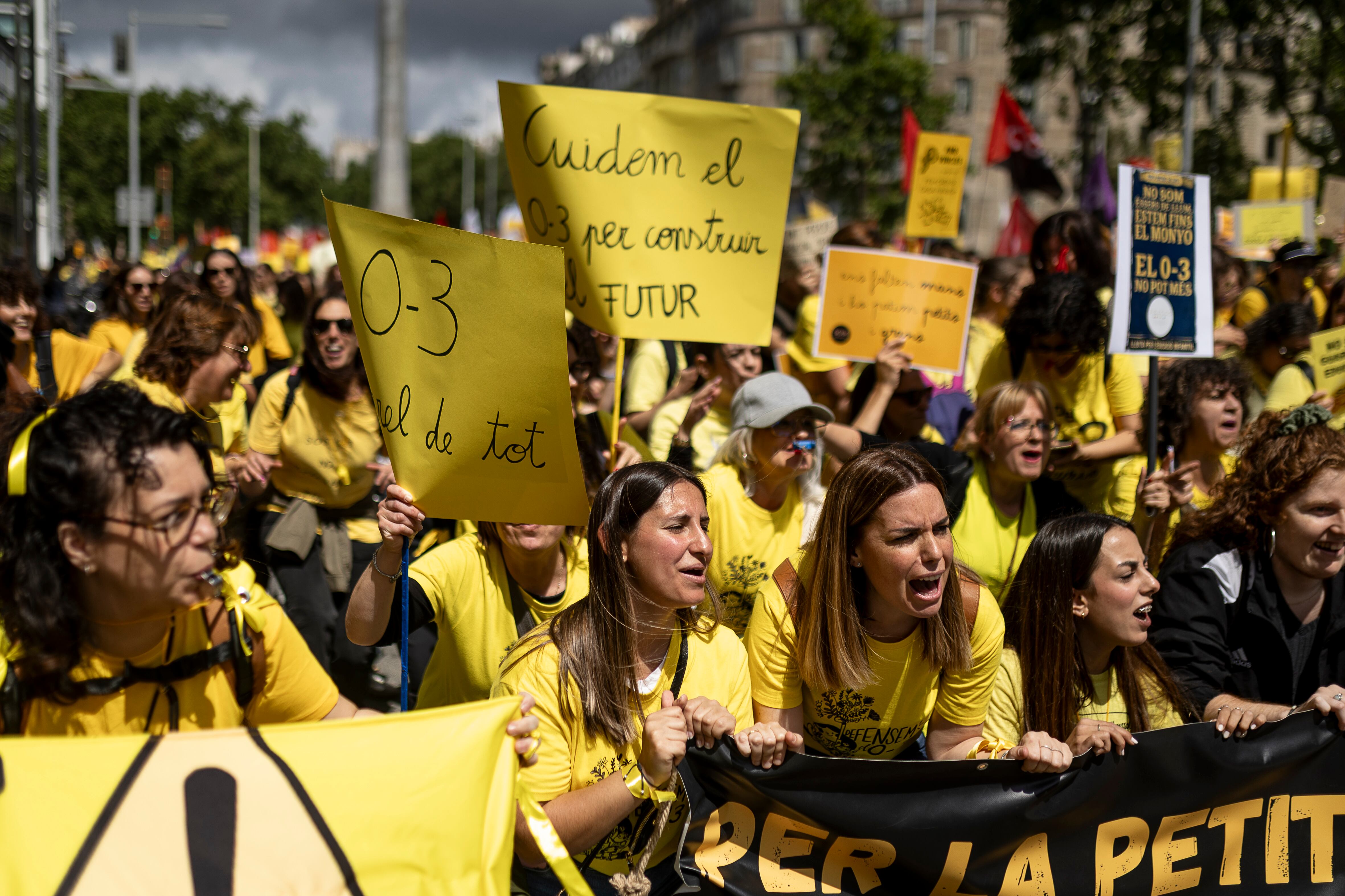 Manifestación de profesionales de la Educación Infantil 0-3 años, este jueves en Barcelona.

