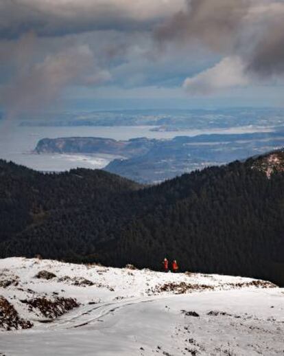 Paisaje montañoso cerca de Cudillero (Asturias). 