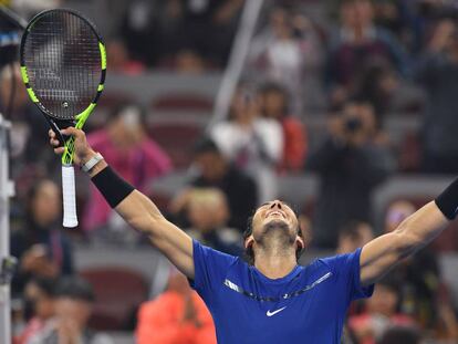 Nadal celebra el triunfo contra Dimitrov.