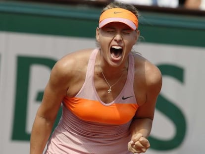 Sharapova celebra su victoria. 