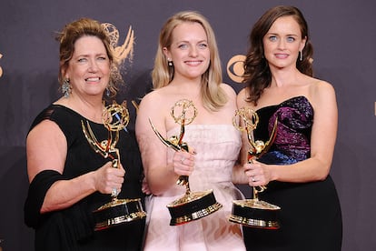 ‘El cuento de la criada’ arrasó en la gala de los premios Emmy celebrada en 2017.