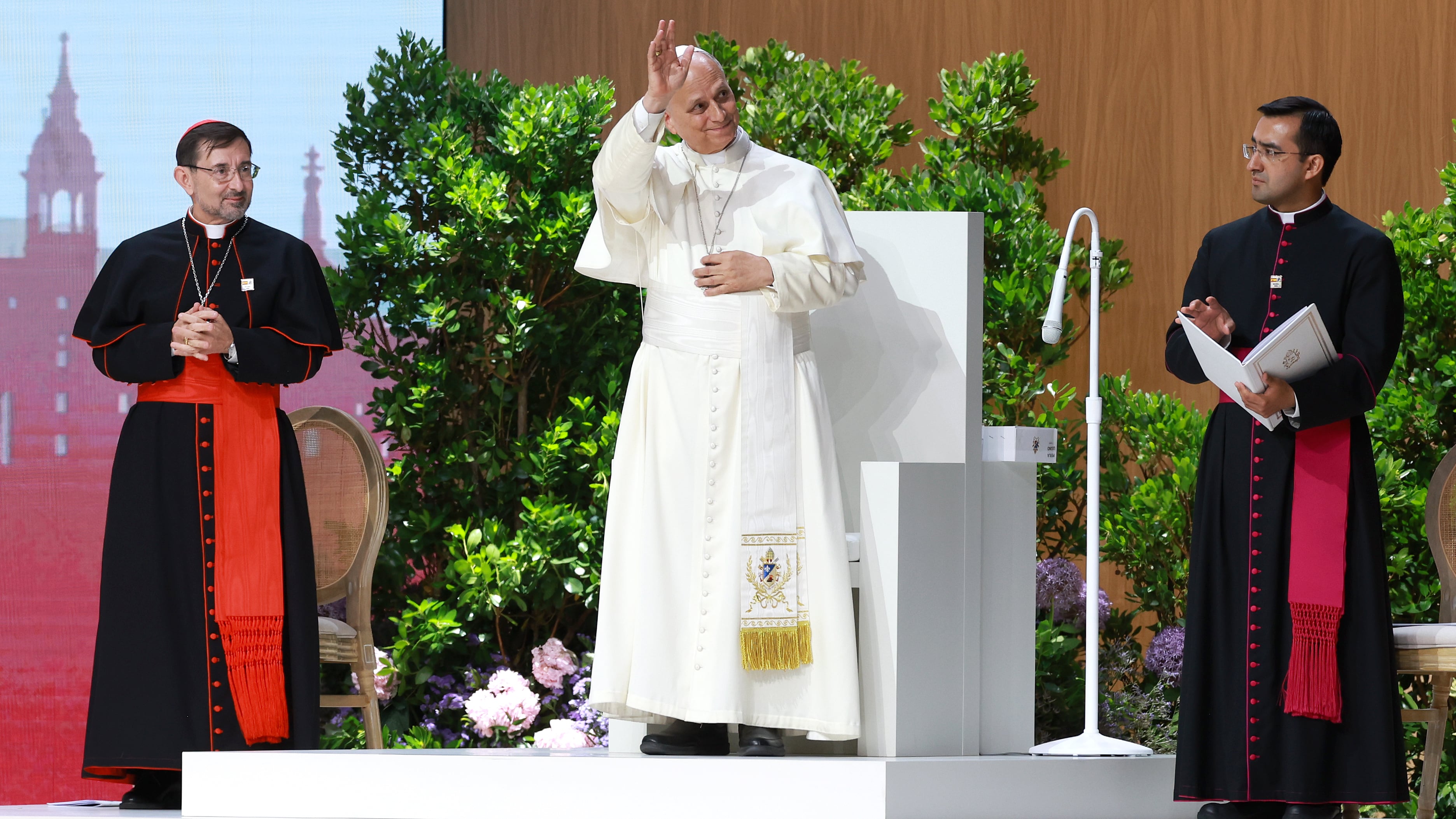 Visita del papa León XIV, en directo | El Papa sale de la Nu