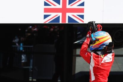 Fernando Alonso wins his first Grand Prix of the 2011 season.