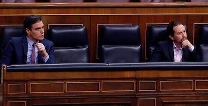 Pedro Sánchez and Pablo Iglesias in Congress on Wednesday.