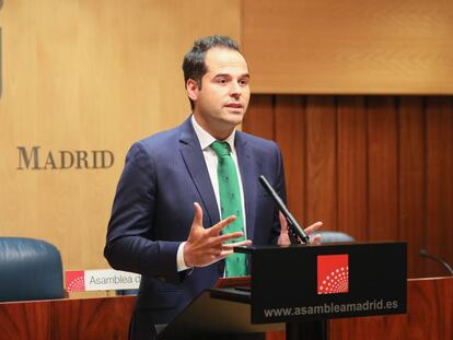 El diputado de Ciudadanos Igancio Aguado, en rueda de prensa en la Asamblea de Madrid este jueves. 