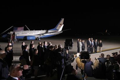 El presidente de los Estados Unidos, Donald Trump, se dirige a los medios de comunicación.