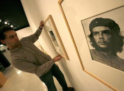 La histórica foto con la que Korda inmortalizó a Ernesto <b>Che </b>Guevara también está incluida en la muestra.