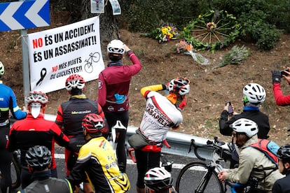 Concentración por la muerte de un ciclista en Terrassa. © Foto: Cristóbal Castro