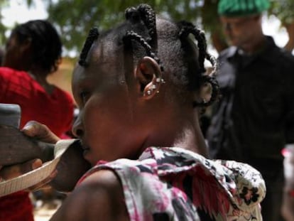 Milicianos del Frente de Liberaci&oacute;n del Norte se entrenan en Sevare, a 600 kil&oacute;metros al noreste de Bamako. 