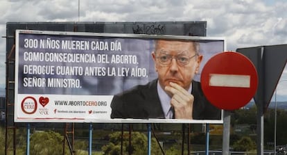Gallardón, en una imagen de la campaña publicitaria de la plataforma antiabortista Derecho a Vivir.
