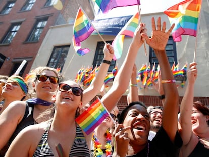 El bar Stonewall Inn de Nueva York durante la marcha del Orgullo Gay.