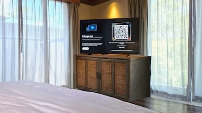 Samsung Crystal UHD HU8000F