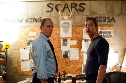 Una imagen de 'True Detective', con Woody Harrelson y Matthew McConaughey.