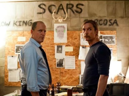 Una imagen de 'True Detective', con Woody Harrelson y Matthew McConaughey.