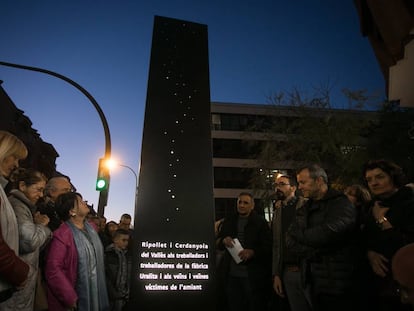 Monument a les víctimes de l'amiant.