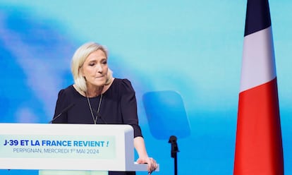 Marine Le Pen en un acto electoral en Perpignan