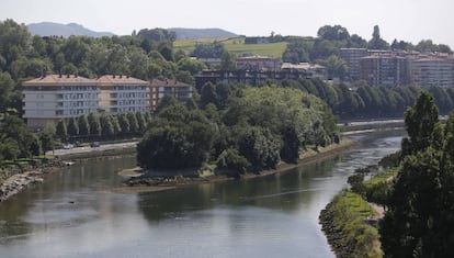 Vista de la Isla de los Faisanes, desde Francia.