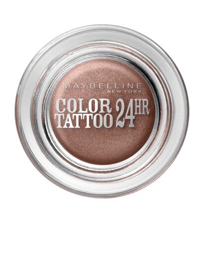 La sombra de ojos en crema Colour Tattoo de Maybelline tiene ya un ejército de fans. Es muy fácil de aplicar y se mantiene intacta durante horas. (6,50 euros aprox.)