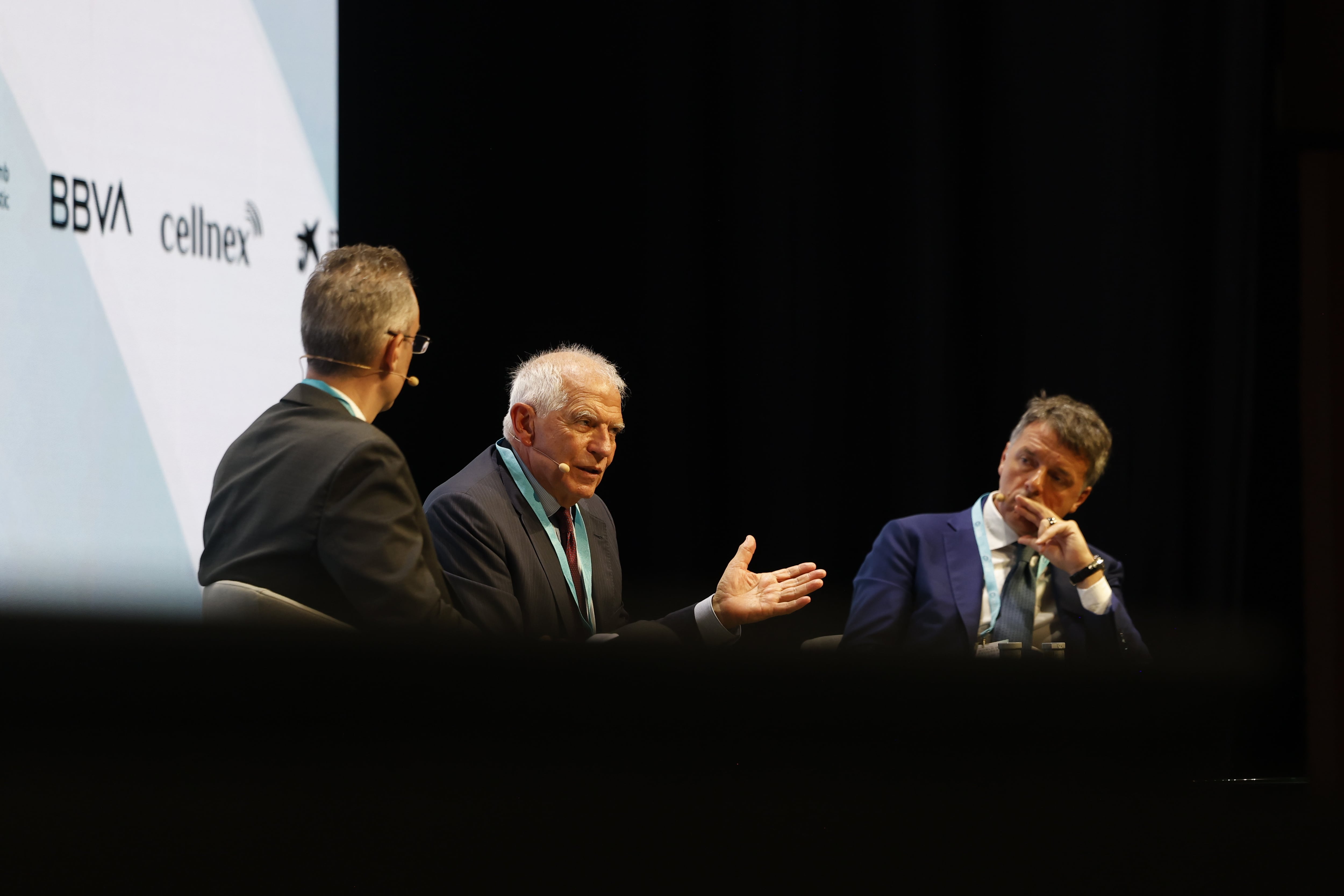 Mesa redonda 'Quo vadis Europa?', por  Josep Borrell y  Matteo Renzi, moderados por Andrea Rizzi, periodista de EL PAÍS.
