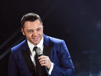 Tiziano Ferro, durante su actuación en el Festival de la Música de Sanremo, Italia, en febrero de 2020.