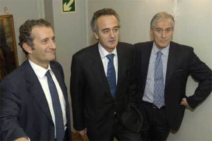 De izq. a dcha., Ignacio Martín (cons. del. de Cie), Antón Pradera (presidente) y Alfonso Ausín (cons. del. de Bionor).