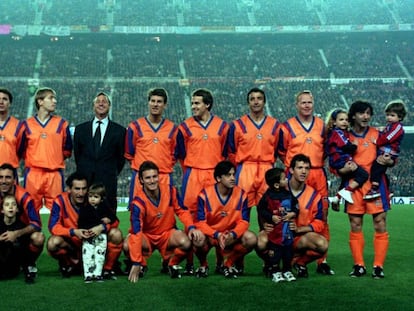 Partido de homenaje a Johan Cruyff en el Camp Nou.