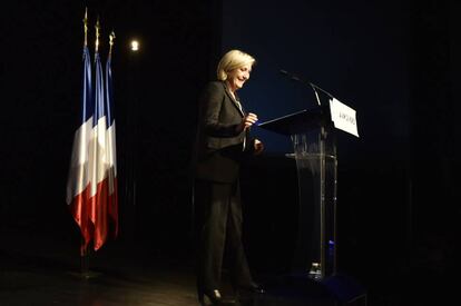 Marine Le Pen, candidata del Frente Nacional durante un discurso en Monswiller 