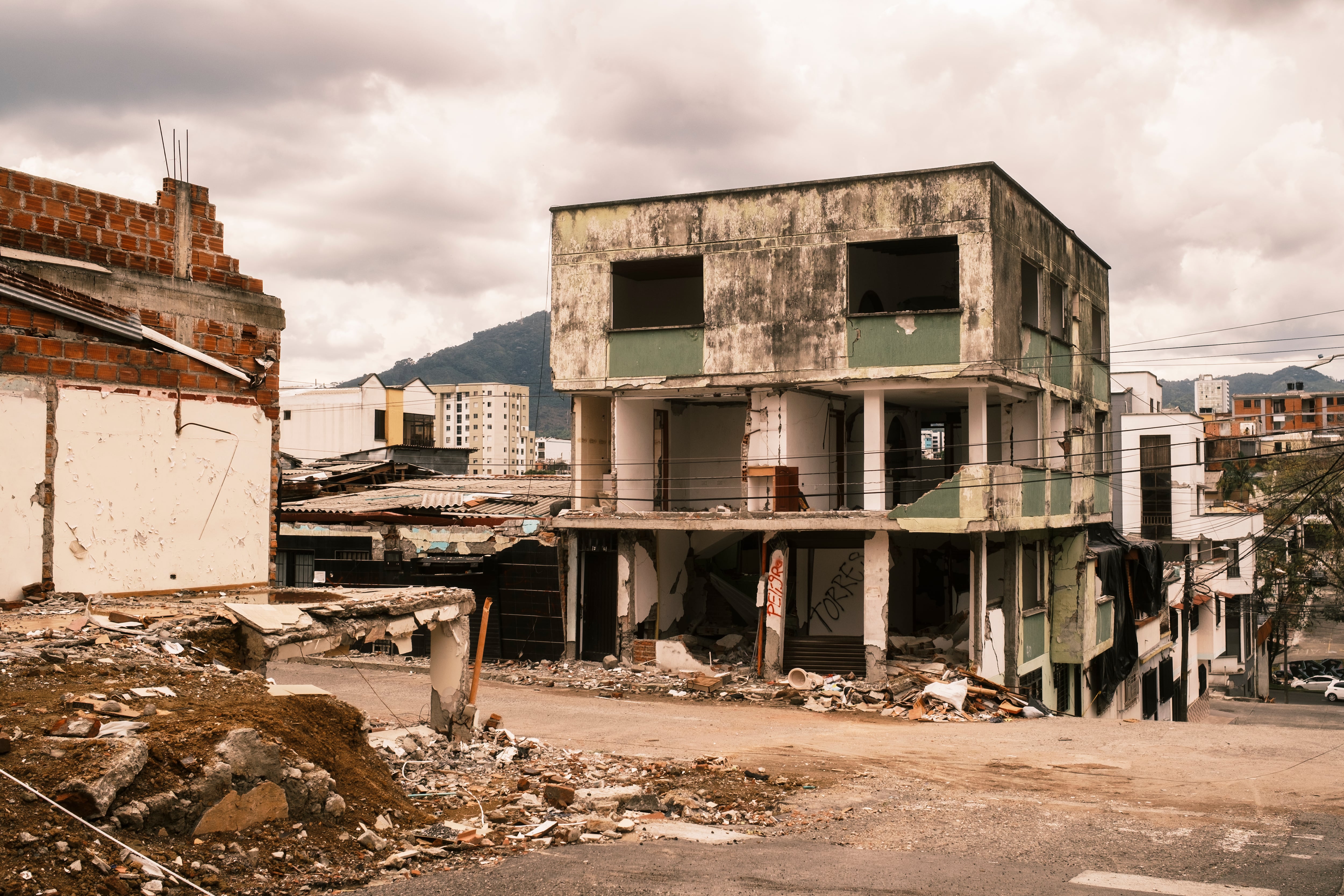 La reconstrucción por el terremoto en Colombia avanza a paso lento y sin el Fondo Milagro La reconstrucción por el terremoto en Colombia avanza a paso lento y sin el Fondo Milagro