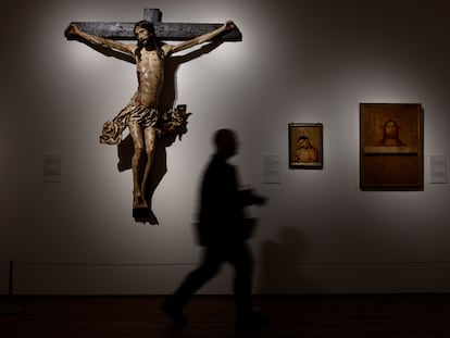 Una de las salas de 'El espejo perdido. Judíos y conversos en la España medieval' en el Museo del Prado.