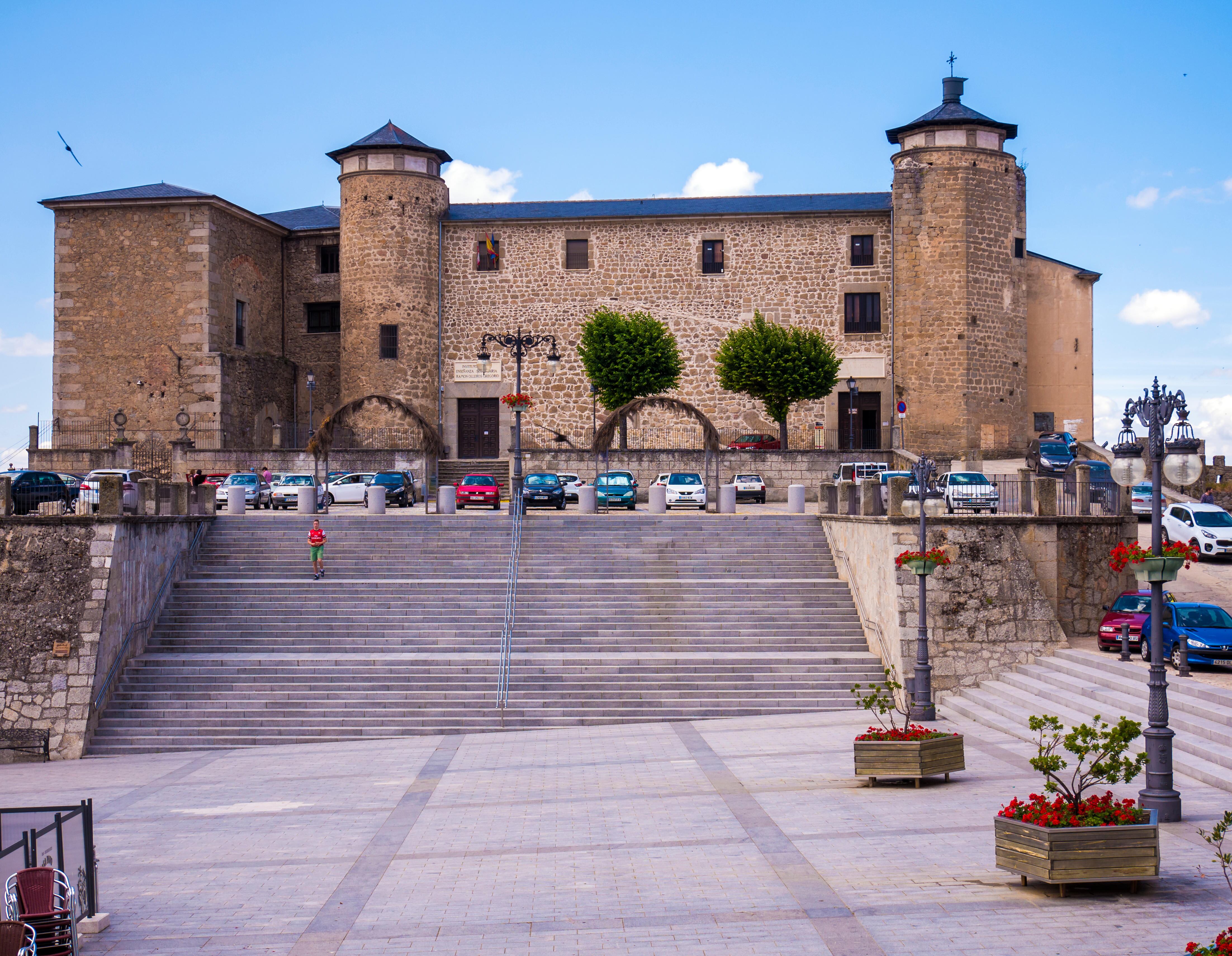 Vista del palacio Ducal de la localidad de Béjar.