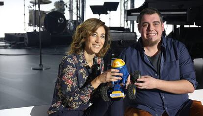 Els presentadors de 'La Marató' del 2017, Helena Garcia Melero i Ferran Aixalà.