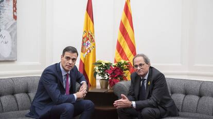 Reunión entre el presidente del Gobierno, Pedro Sánchez, y el presidente de la Generalitat, Quim Torra, el pasado diciembre.