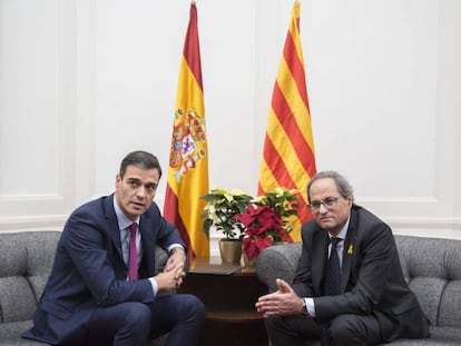 Reunión entre el presidente del Gobierno, Pedro Sánchez, y el presidente de la Generalitat, Quim Torra, el pasado diciembre.