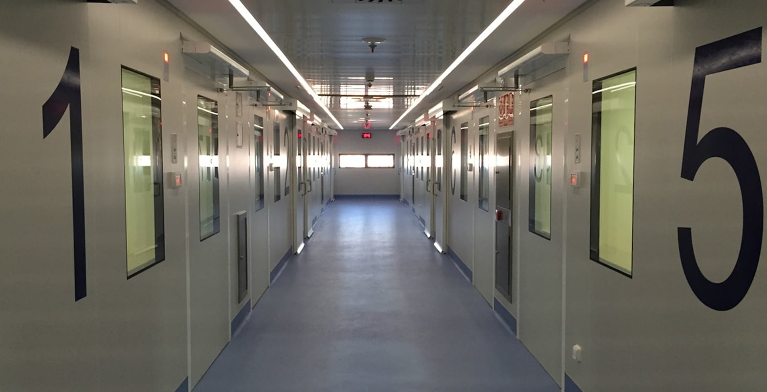 El español ingresado en el Hospital Gómez Ulla por hantavirus continúa con síntomas pero estable