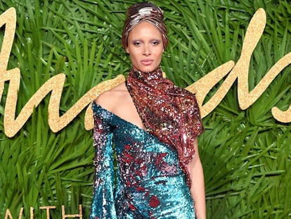 Adwoa Aboah, la gran triunfadira de los premios de la moda británica.