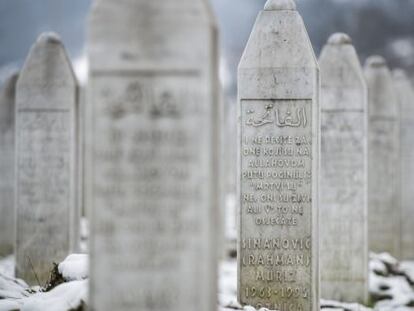 Memorial de las víctimas Srebrenica en el cementerio de Potocari.