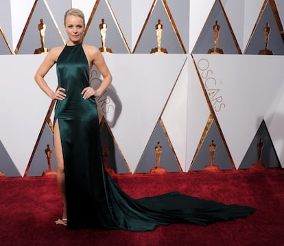 Rachel McAdams at the 2016 Oscars ceremony, where she attended as a nominee for her role in 'Spotlight'. 