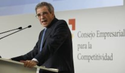  El presidente del Consejo Empresarial de Competitividad y de Telef&oacute;nica, C&eacute;sar Alierta,