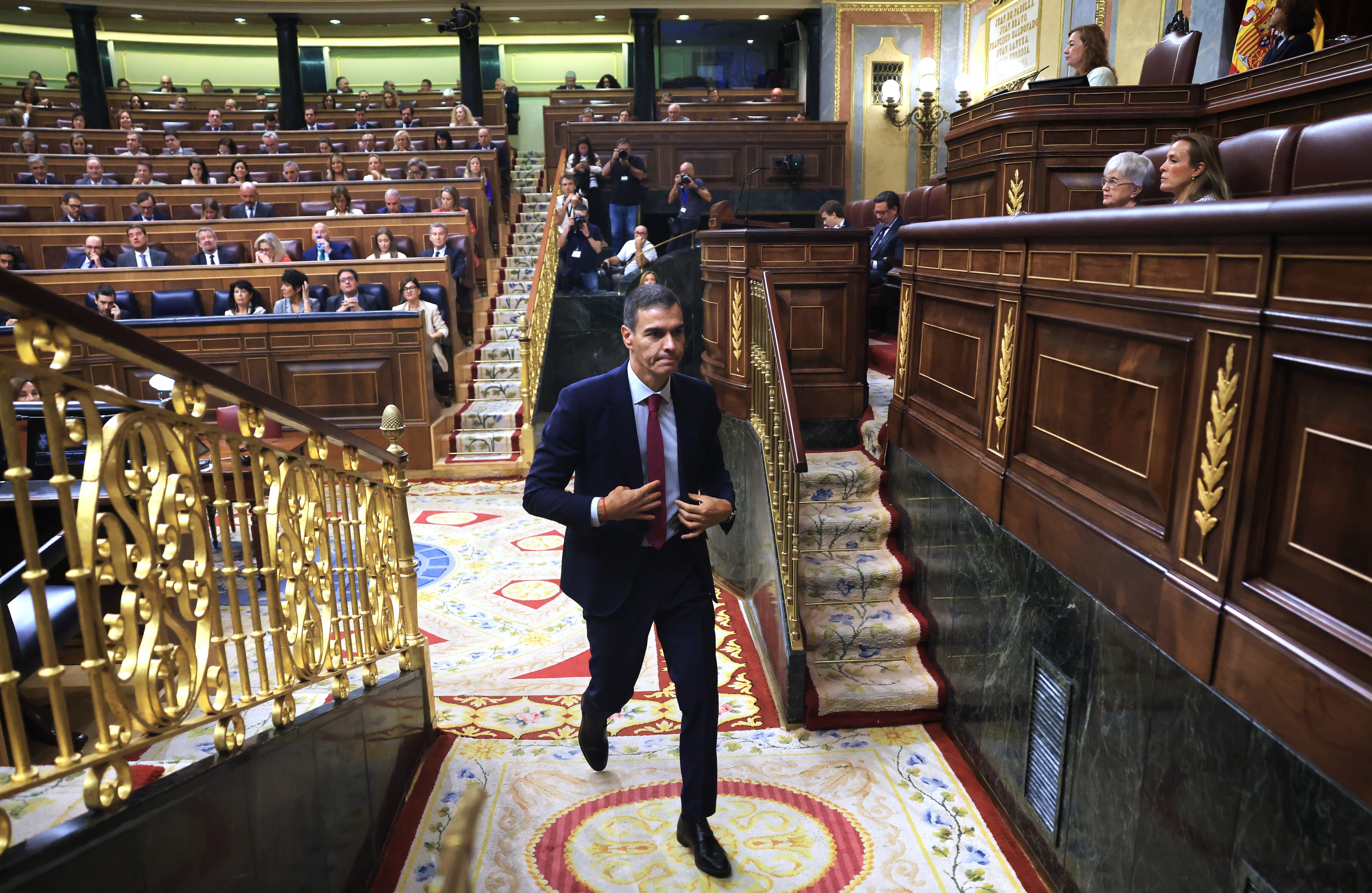 El Gobierno intenta zanjar la guerra de versiones tras la desclasificación de los informes previos al salto de Ceuta