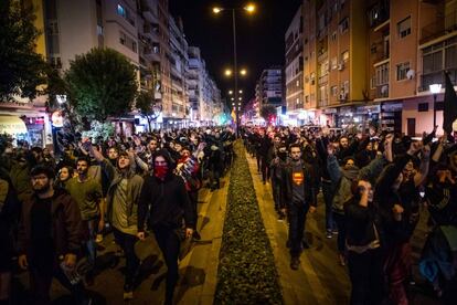 Vista de una de las calles de Granada por donde ha transcurrido la manifestación.