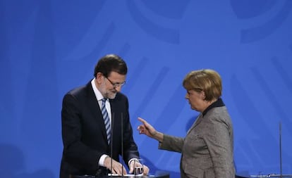 Mariano Rajoy y Angela Merkel, tras una reunión en Berlín en 2013.