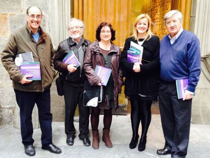 Carles Barba,  Pedro Ibarra, Marian Diez,  Teresa Laespada y  Jesús A. Pérez Arróspide, de izquierda a derecha.