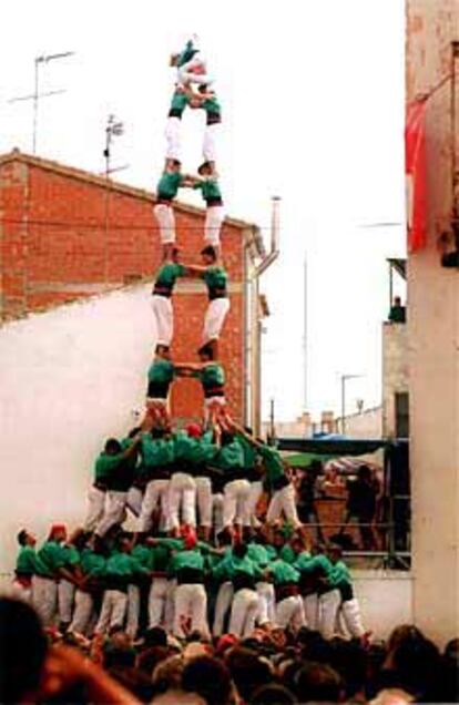 Torre <i>de nou</i> de los Castellers de Vilafranca.