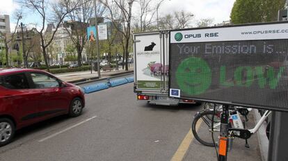 Dispositivo de medición de contaminación instalado en Madrid. 