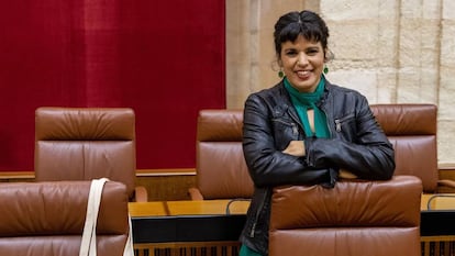 La presidenta del grupo parlamentario de Adelante Andalucía, Teresa Rodríguez, en su escaño del Parlamento de Andalucía en Sevilla.