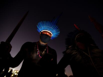 Indígenas protestam contra o Governo de Jair Bolsonaro em Brasília.